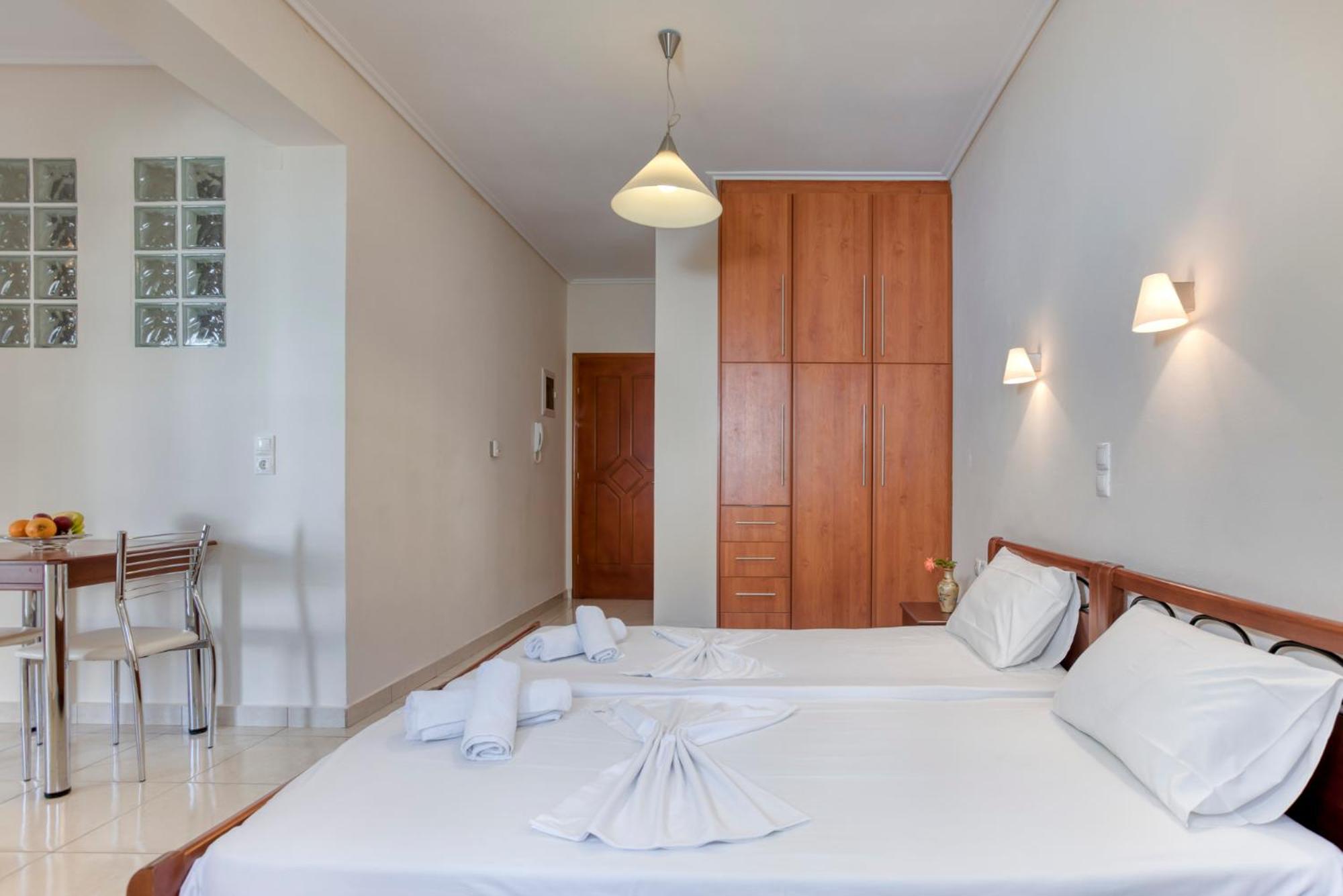 Niovi Luxury Apartments Loutra Edipsou  Bagian luar foto