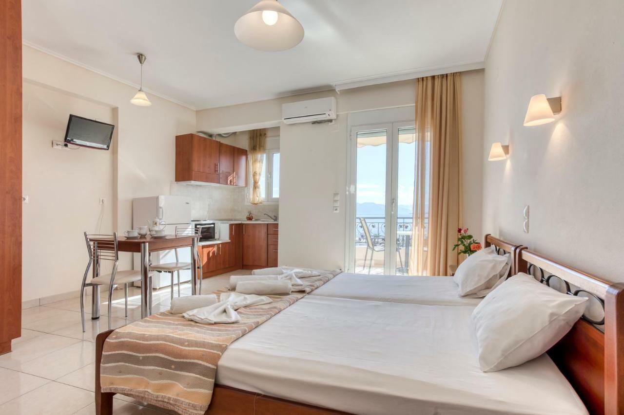 Niovi Luxury Apartments Loutra Edipsou  Bagian luar foto