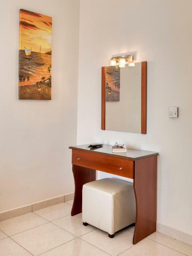 Niovi Luxury Apartments Loutra Edipsou  Bagian luar foto
